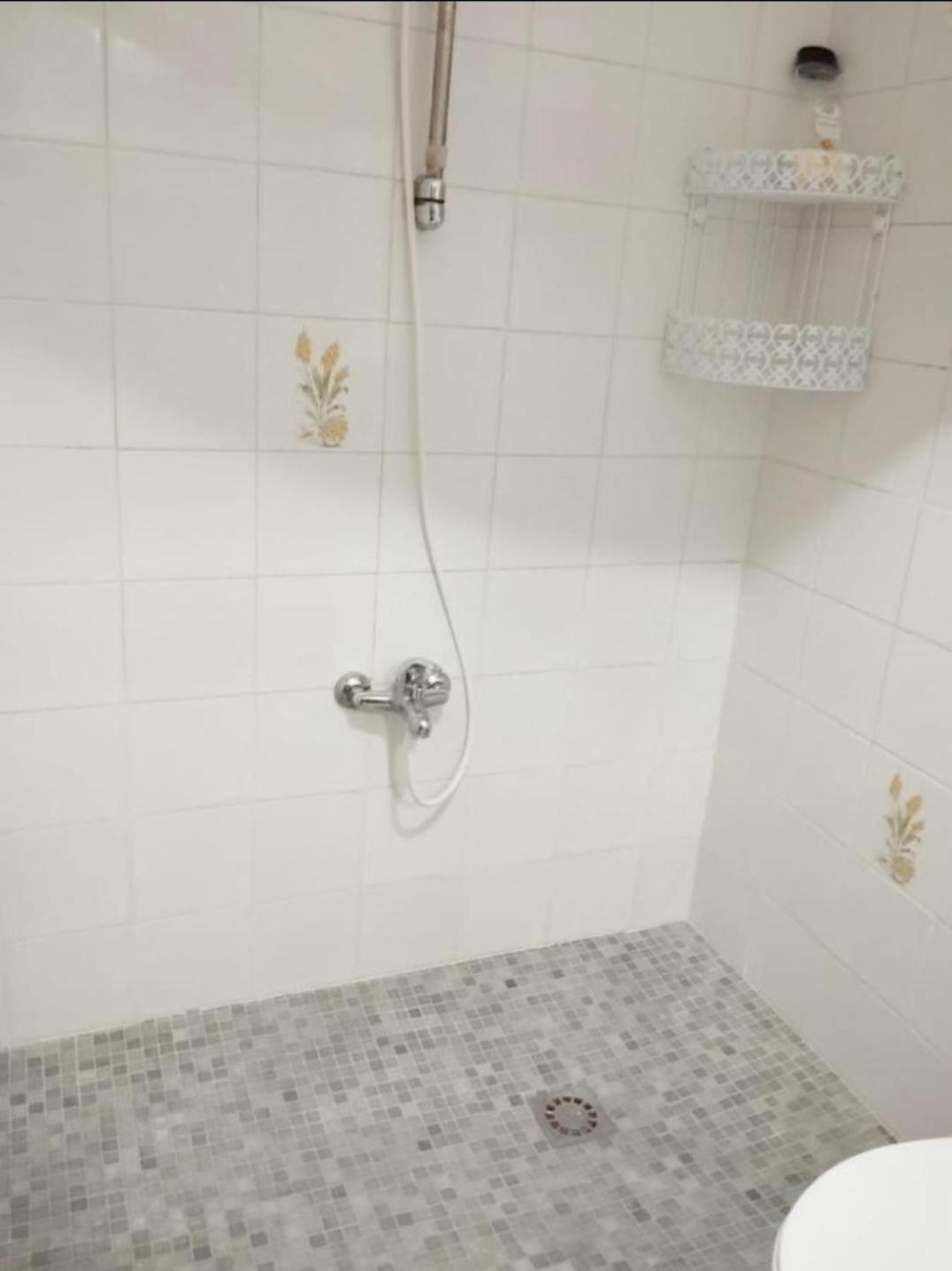 Room In Shared Apartment With Parking Almunecar Luaran gambar